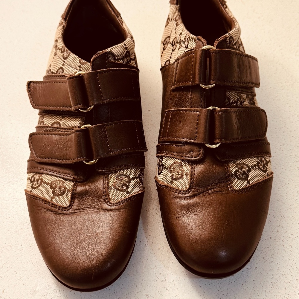 Vintage Gucci GG Supreme Velcro Strap Sneakers – Women’s Size 9